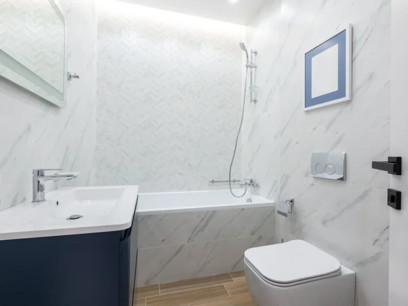BATHROOM 1